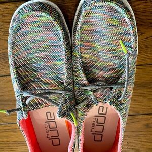 Brand new Hey Dude worn few hours!!!